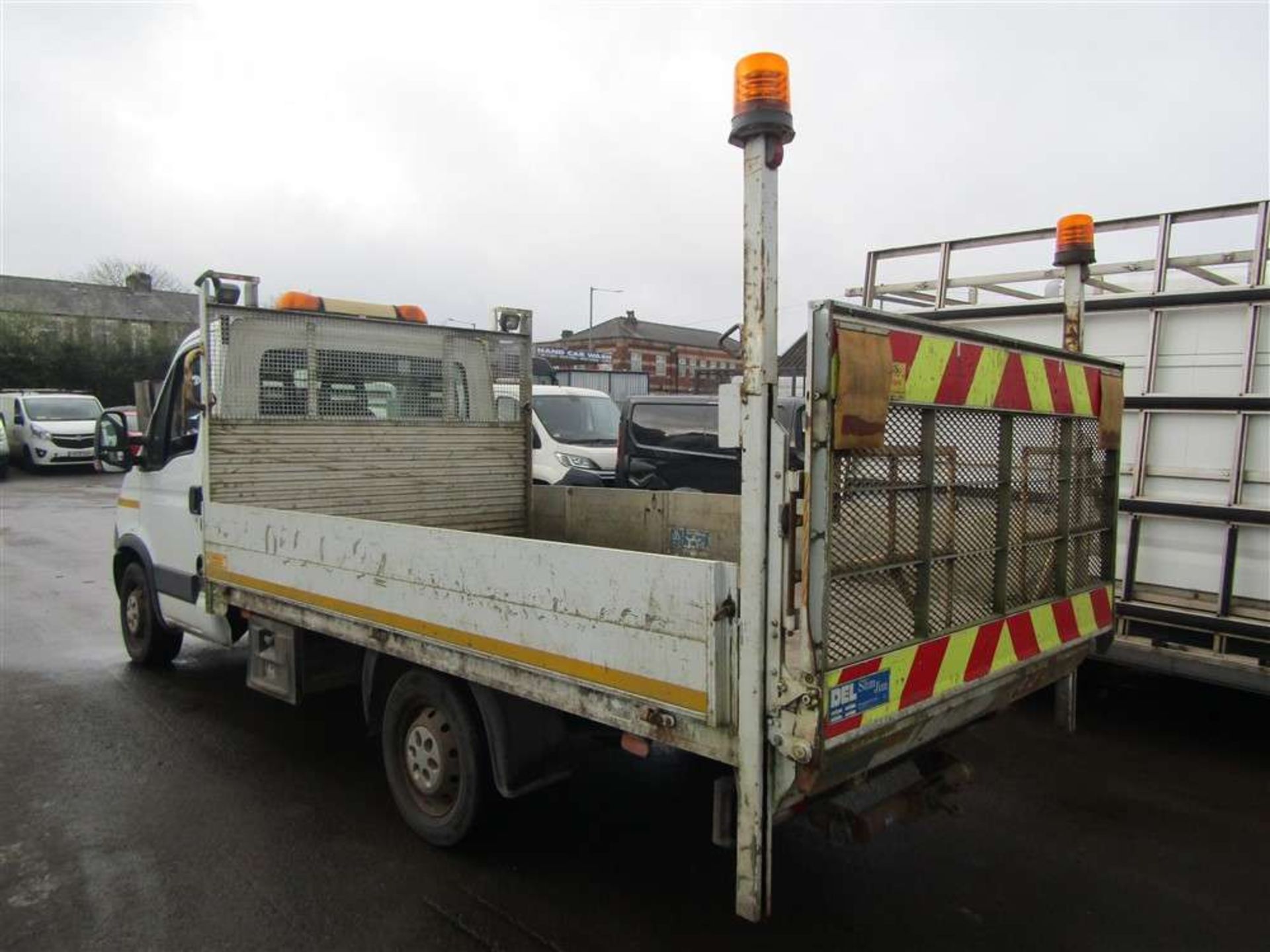 2013 62 reg Iveco Daily 35S13 MWB Flatbed Tail Lift - Image 3 of 6
