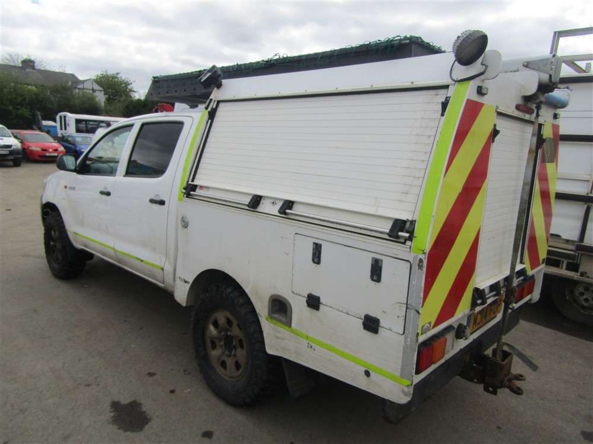 2014 14 reg Toyota Hilux Active D-4D 4x4 DCB (Direct Electricity North West) - Image 3 of 6