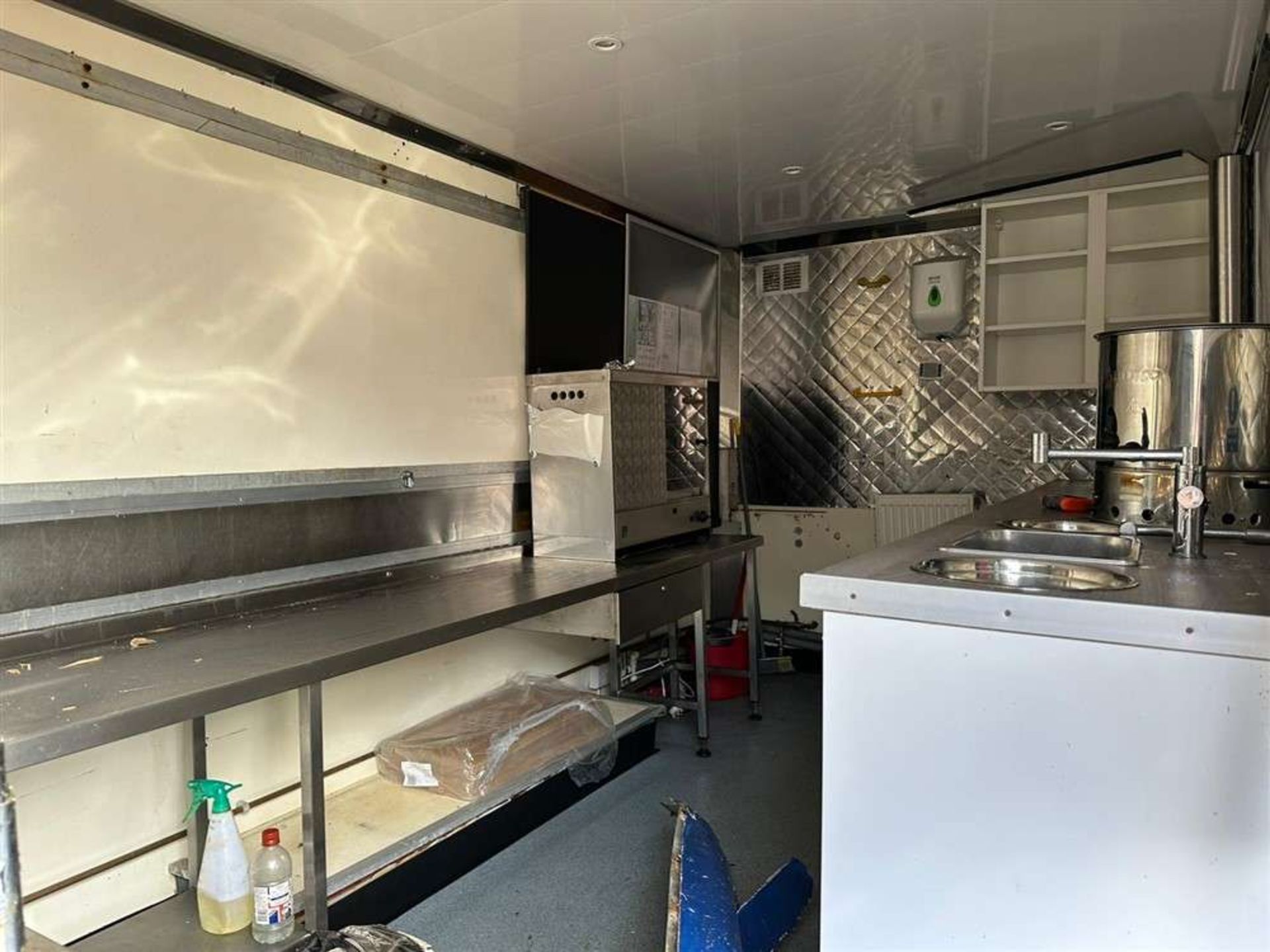 Catering Van (Sold on Site - Accrington) - Image 18 of 19