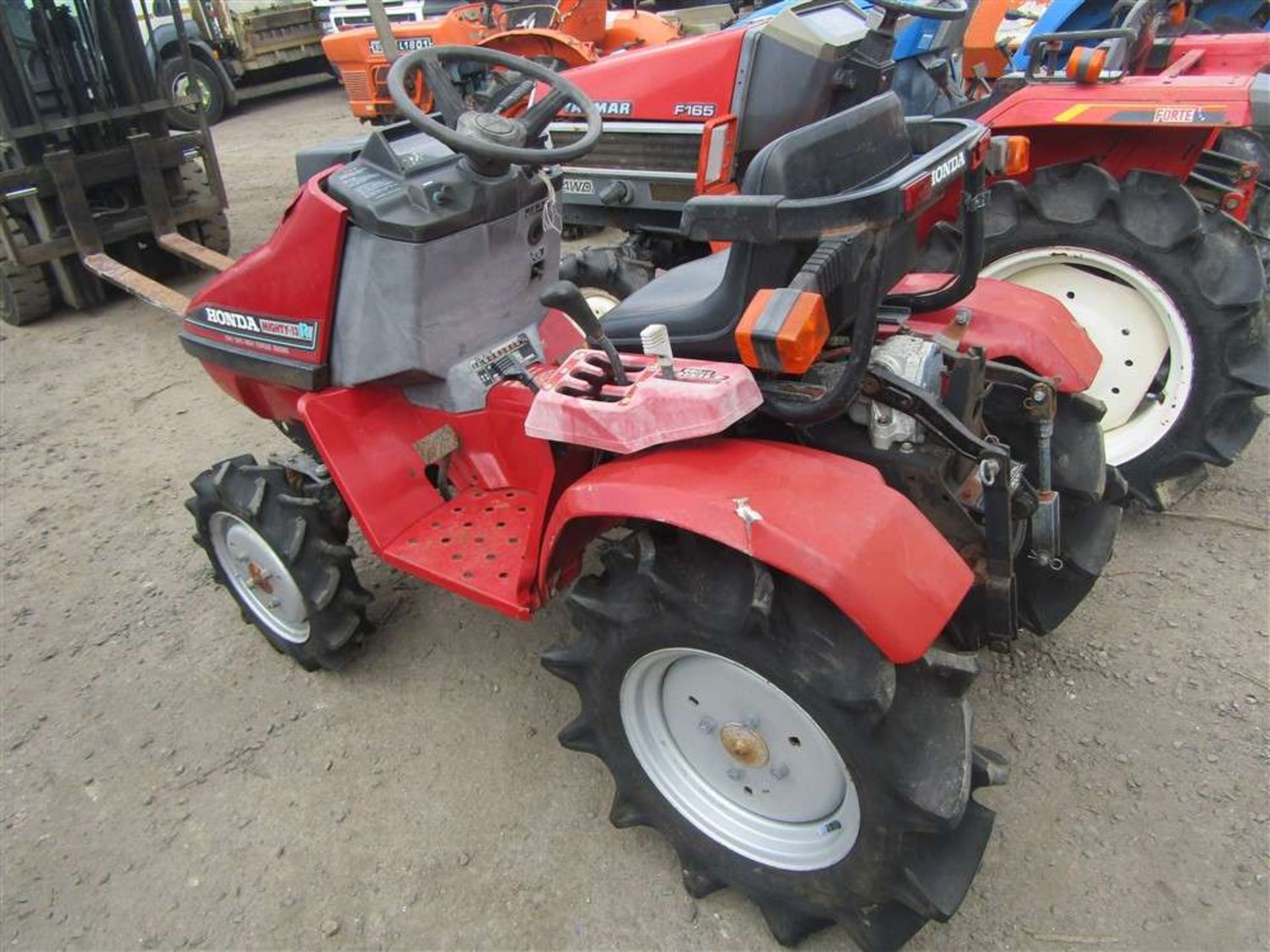 Honda Mighty 13R Hight Torque Compact Tractor 4wd & PTO - Image 3 of 4