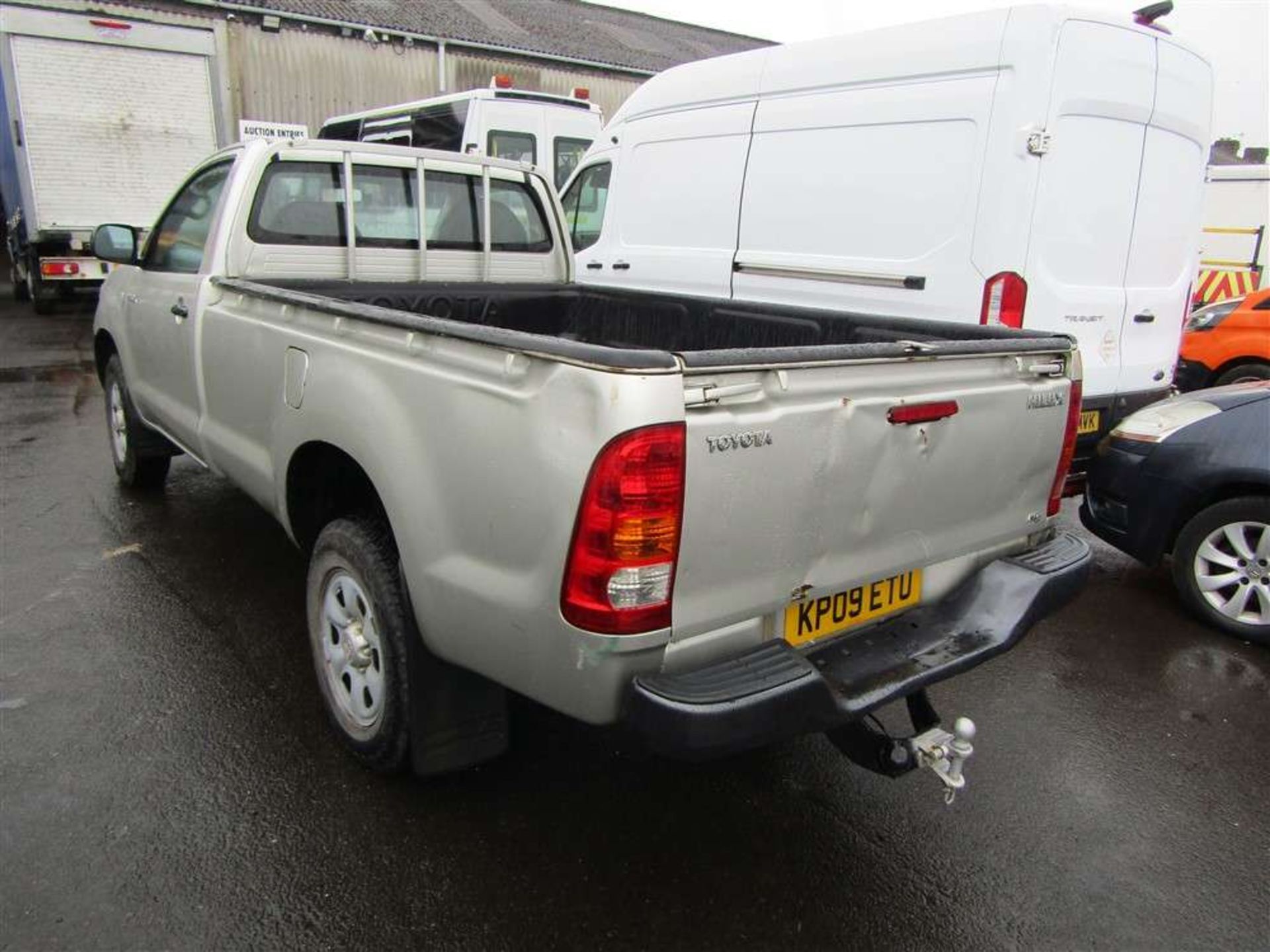 2009 09 reg Toyota Hilux HL2 D-4D 4x4 - Image 3 of 6