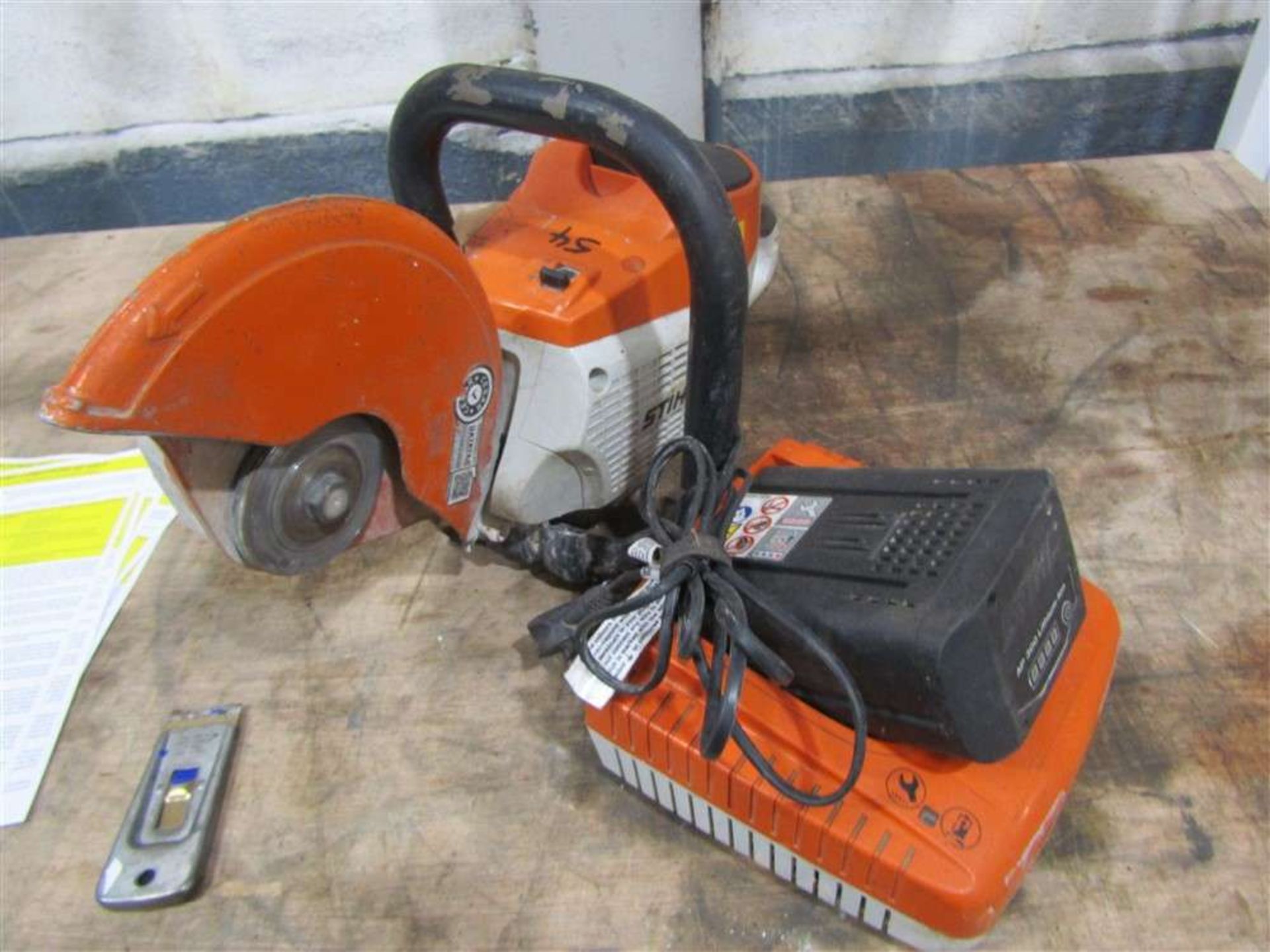 Stihl 9" Cut off Saw (Shell Only) (Direct Hire Co)