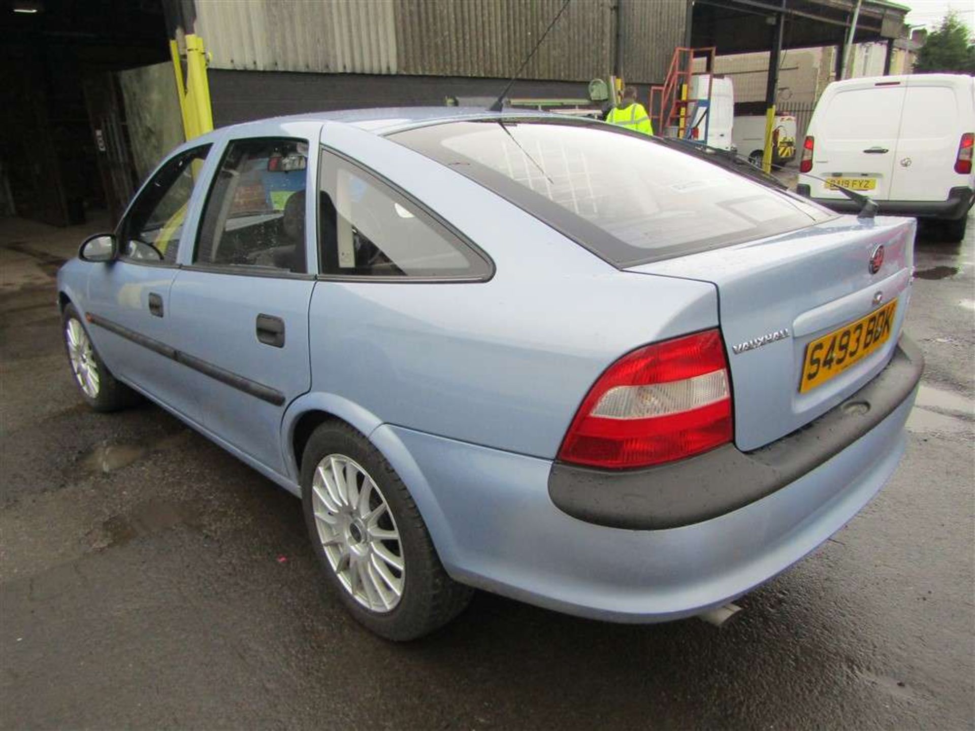 1998 S reg Vauxhall Vectra Envoy Auto - Image 3 of 6