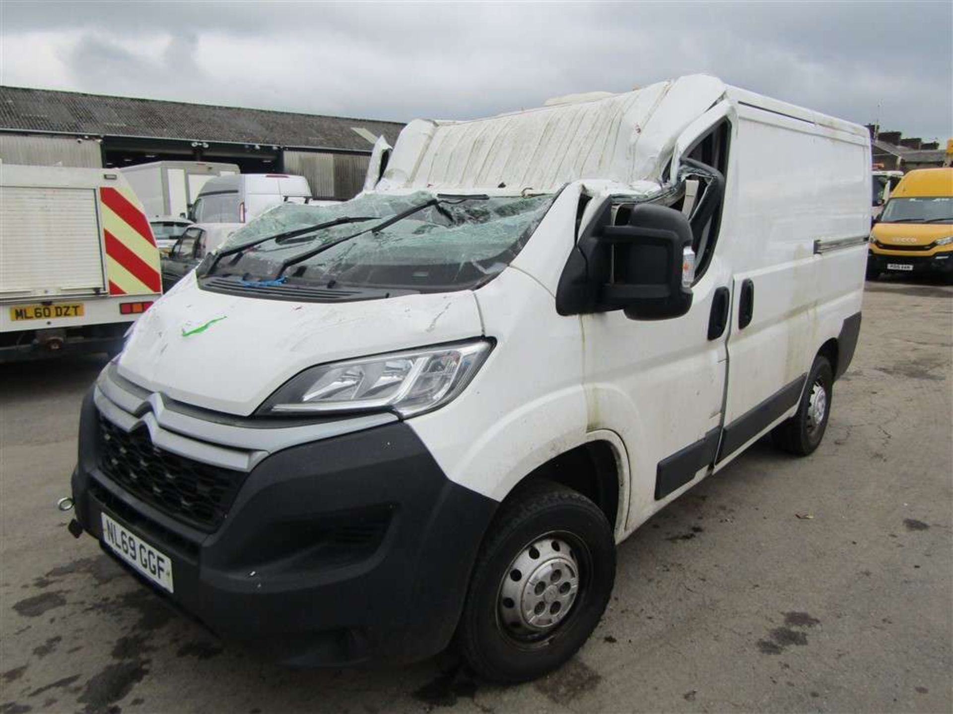2019 69 reg Citroen Relay 33 L1H1 Eprise BHDI S/S (Runs/Drives CAT B-Spares Only) (Direct Council) - Image 2 of 7