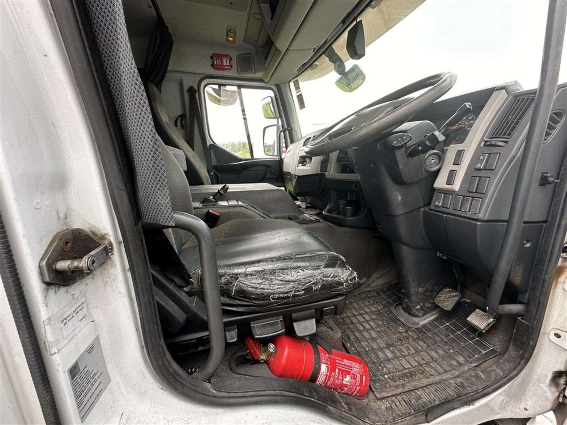 2016 16 reg Volvo FE Chassis Cab (Sold On Site - Blackburn) - Image 6 of 8