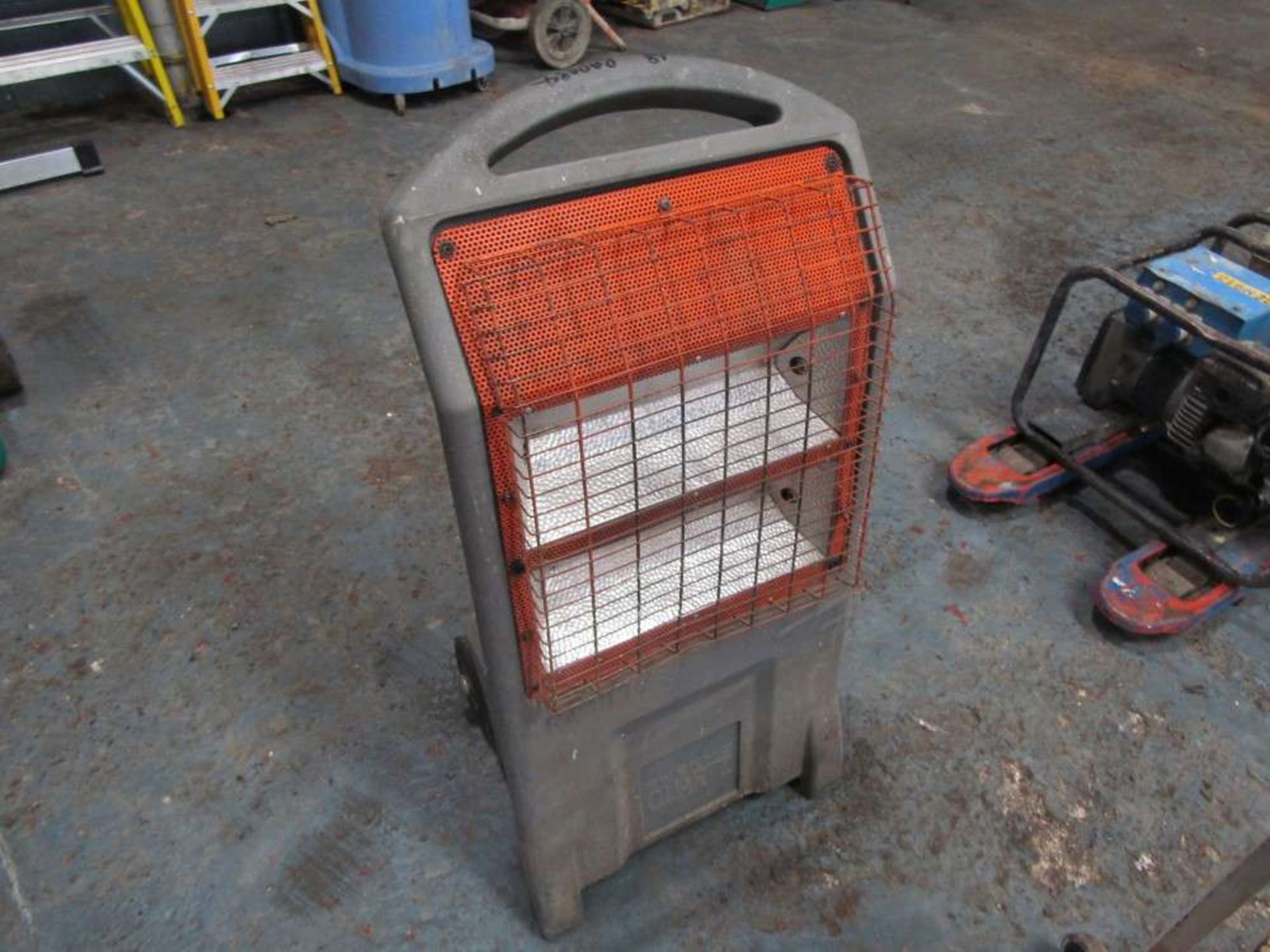 240v 3kW Infrared Electric Heater (Direct Hire)