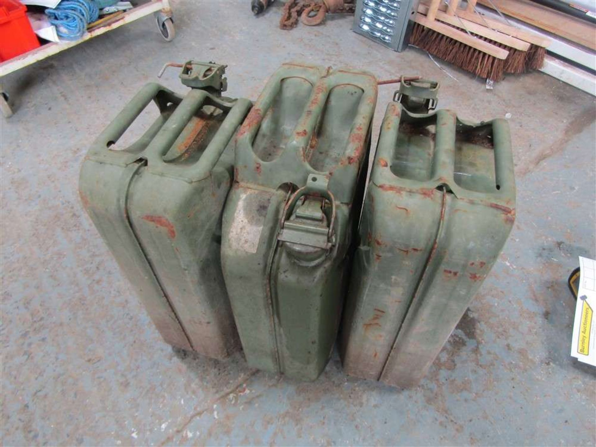 3 x Fuel Cans