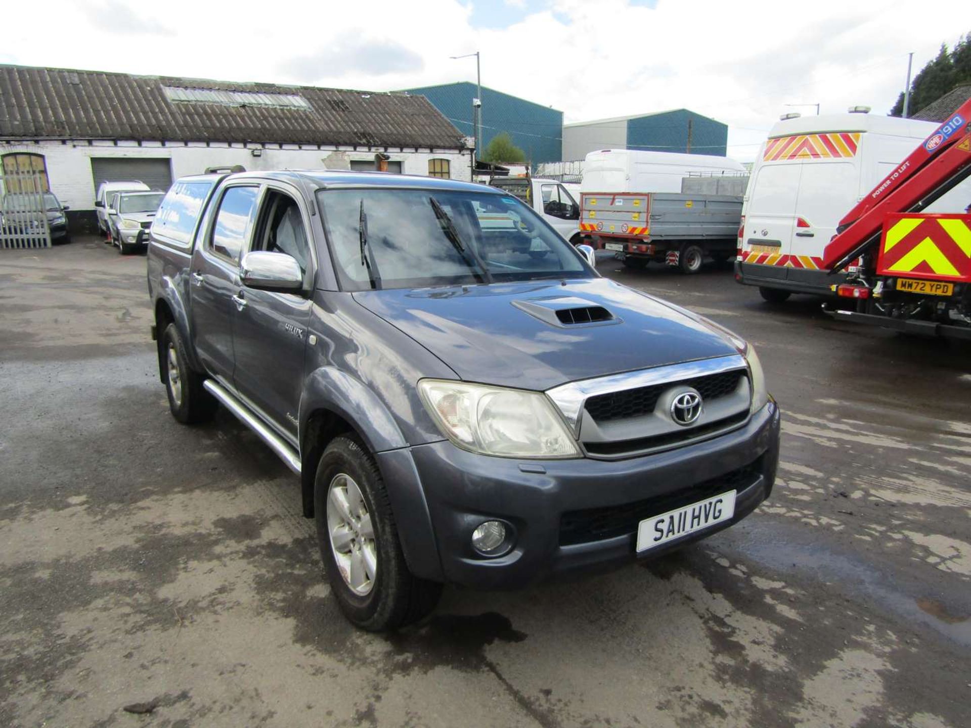 2011 11 reg Toyota Hilux Invincible D-4D 4x4 DCB