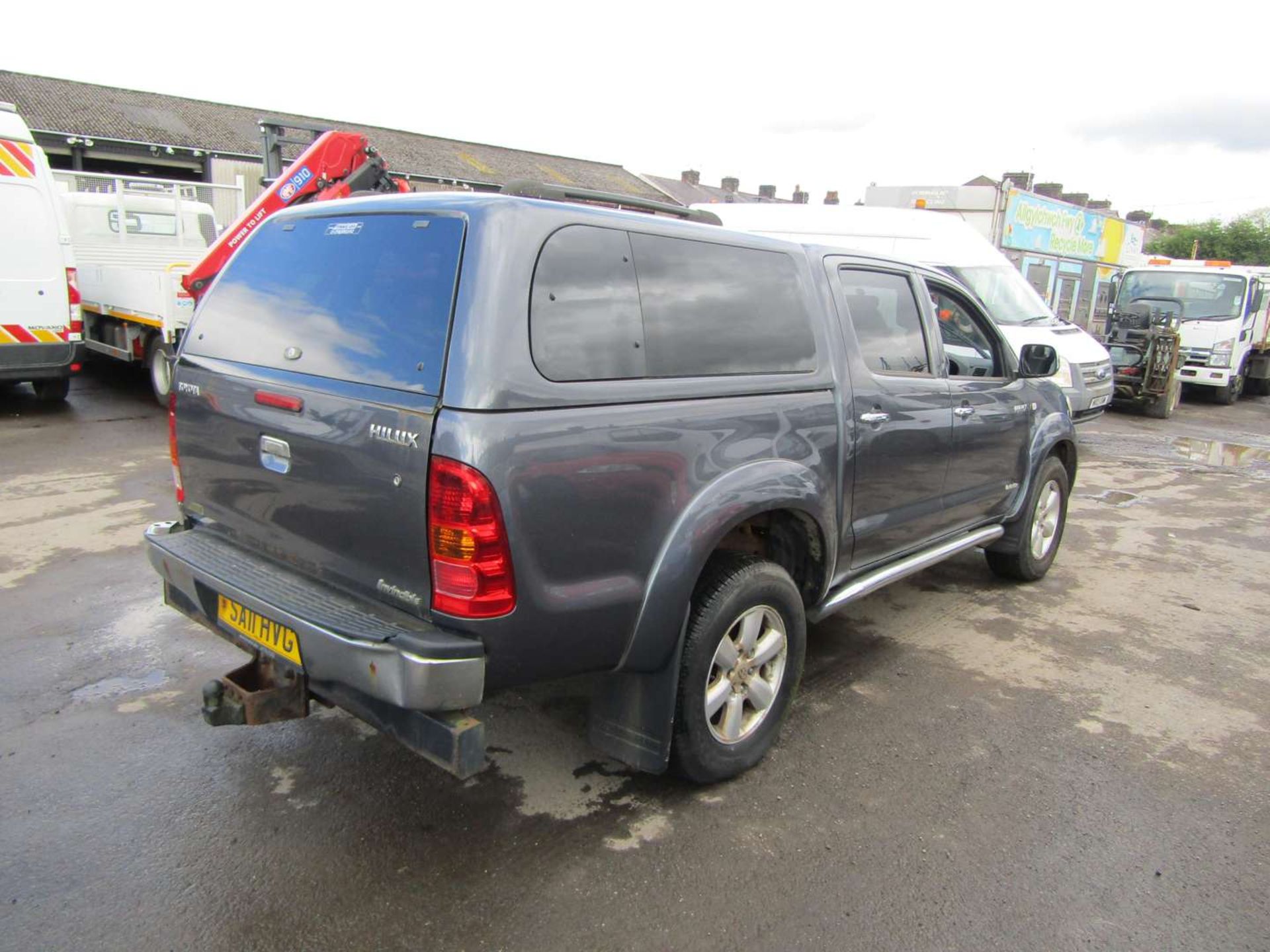 2011 11 reg Toyota Hilux Invincible D-4D 4x4 DCB - Image 4 of 6