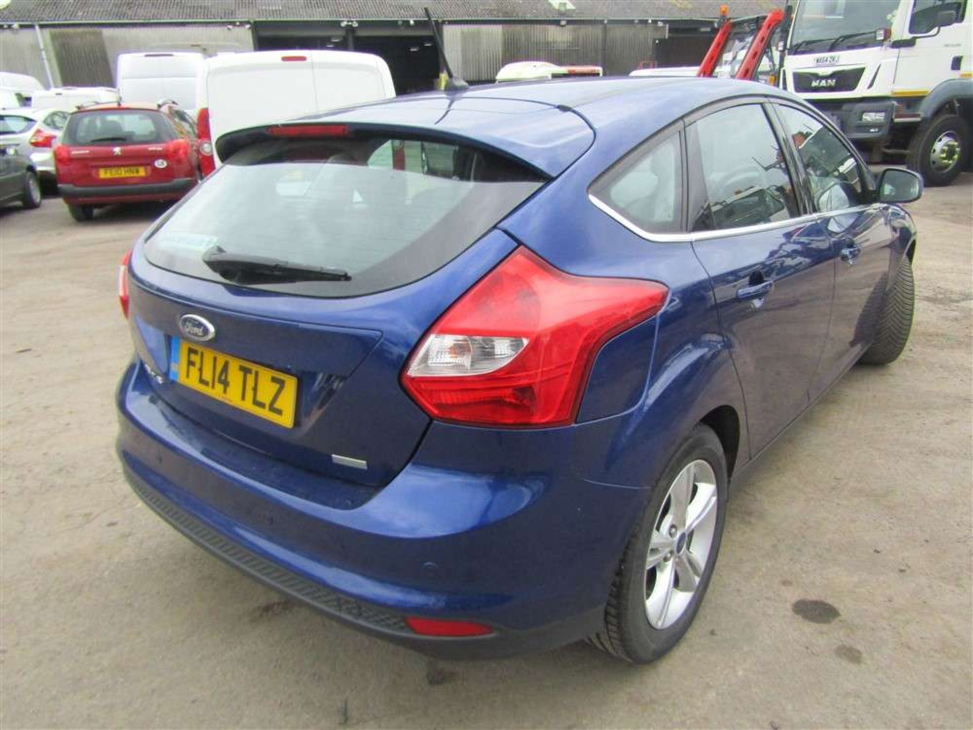 2014 14 reg Ford Focus Zetec Turbo (Direct Council) - Image 4 of 6