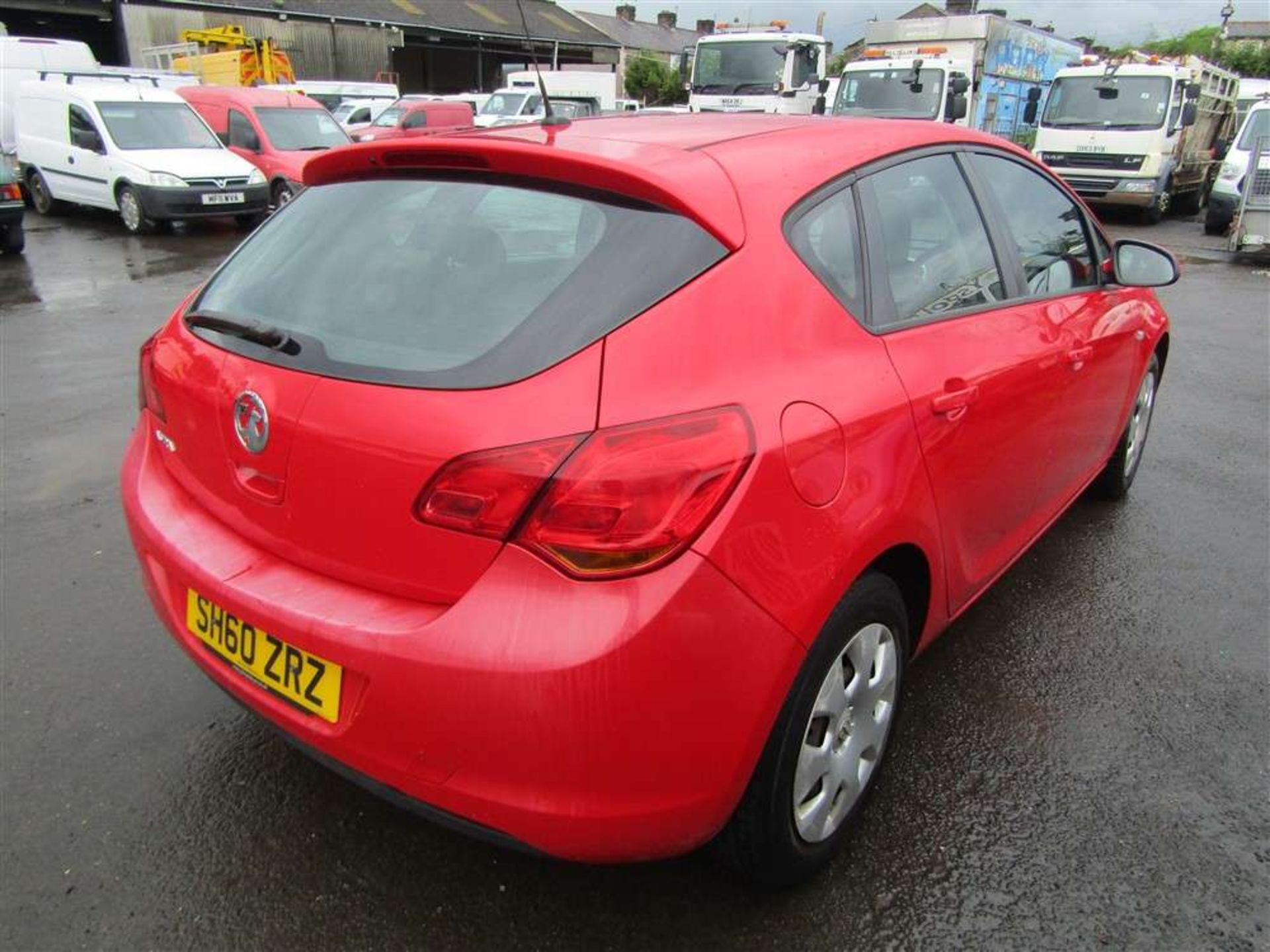 2010 60 reg Vauxhall Astra Exclusive 98 - Image 4 of 6