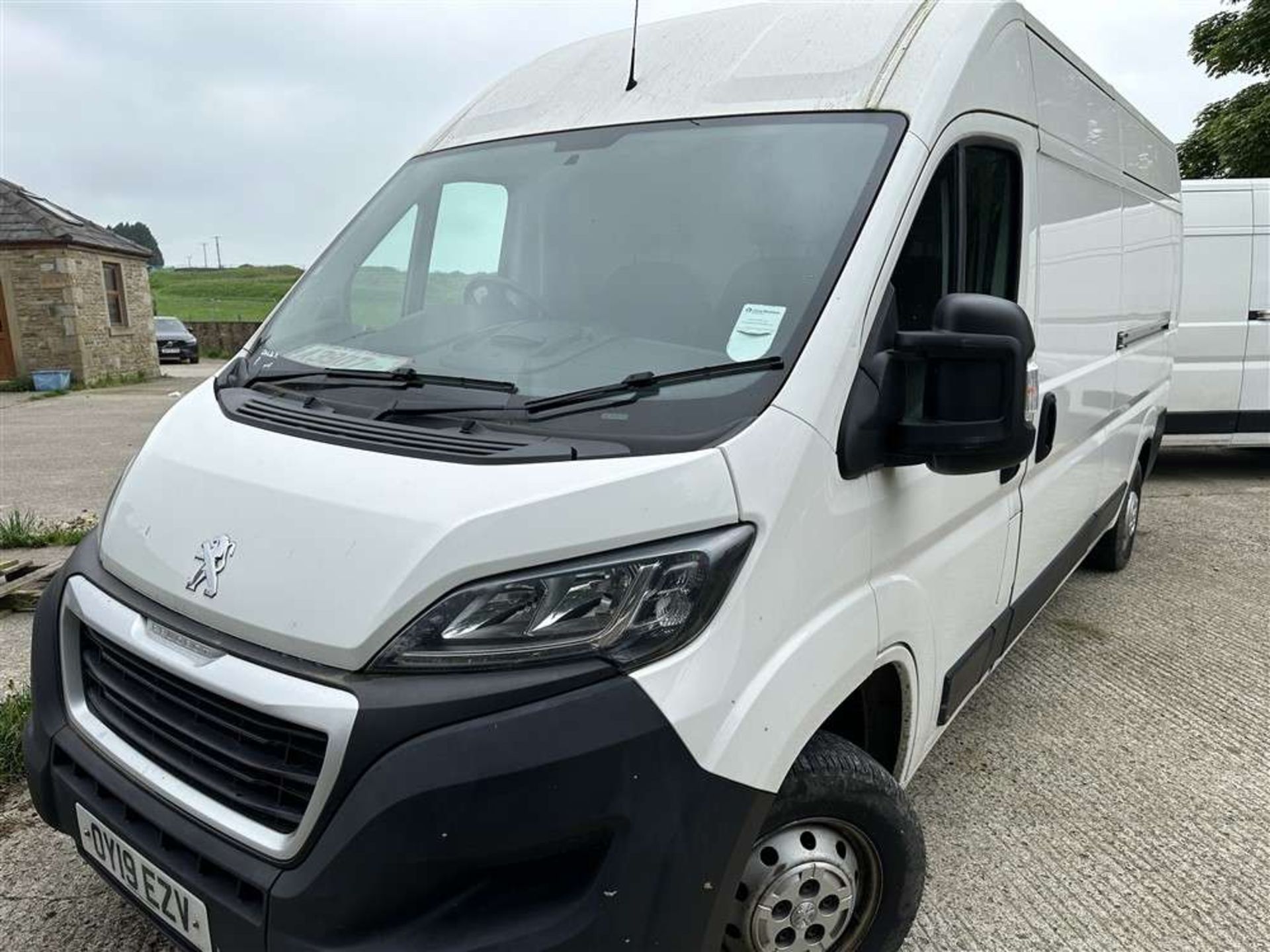 2019 19 reg Peugeot Boxer 335 Pro L3H2 Blue Hdi (Sold on Site - Burnley) - Image 2 of 4