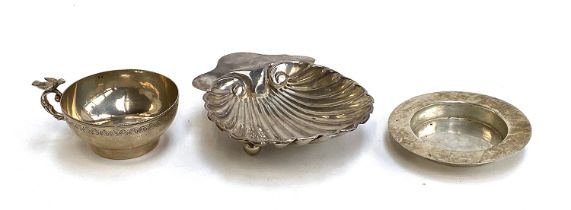 A late Victorian silver scallop shell bonbon dish, London 1899; together with a small pin dish,