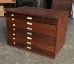 A small teak plan chest of seven drawers, 100x65x68cmH