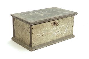 An early 19th century painted pine casket, with key, inscribed '21st November 1819', 36x22x17cm