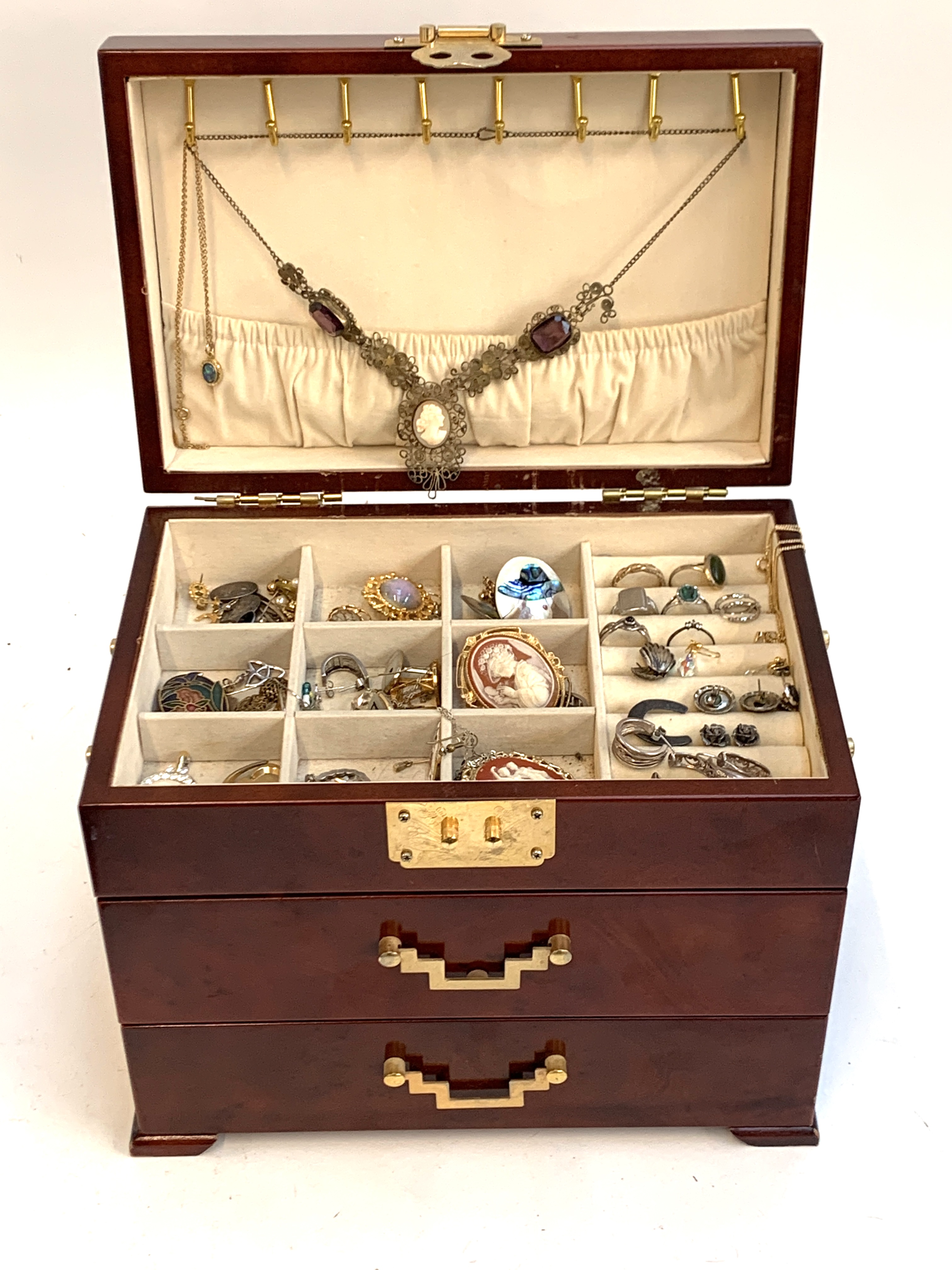 A jewellery box containing a quantity of costume and silvery jewellery, including a Czech Gurtler - Image 2 of 5