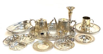 A mixed lot of plated items to include teapots, tray, bonbon dishes, cruet items, etc