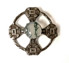 A mid century Scottish silver and moss agate brooch, hallmarked for Robert Allison, Glasgow, 1959,