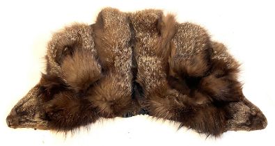 A fur shawl, with double head detail, 90cmW