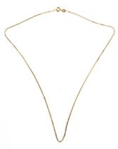 A 9ct gold chain, 43cmL unclasped, 1.9g