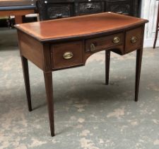 A mahogany crossbanded and line inlaid bowfront dressing table, 91x55x73cmH