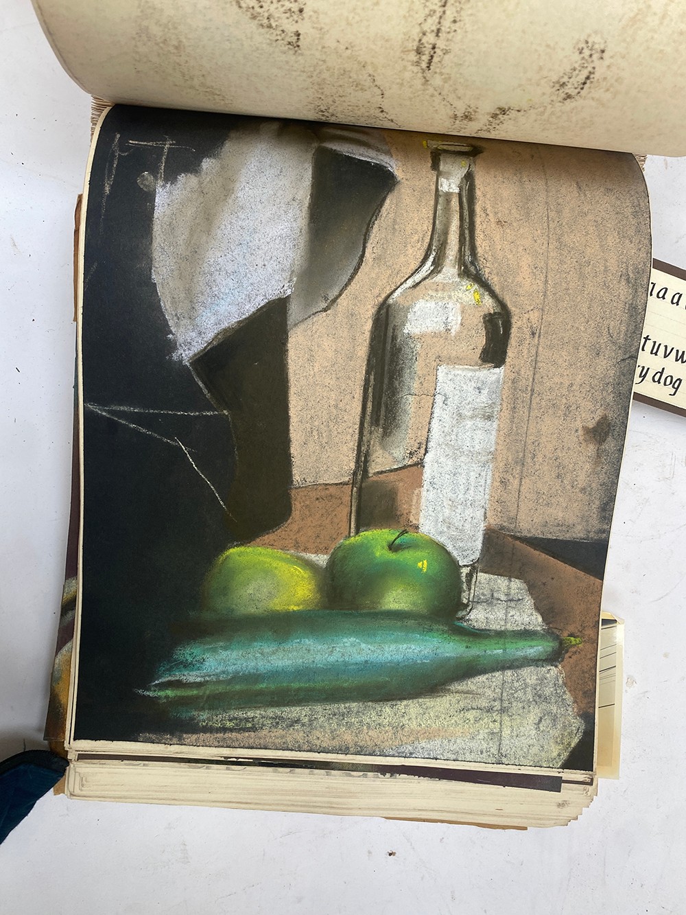 A mid 20th century artists portfolio containing a number of nude studies, pastel still life - Image 28 of 30