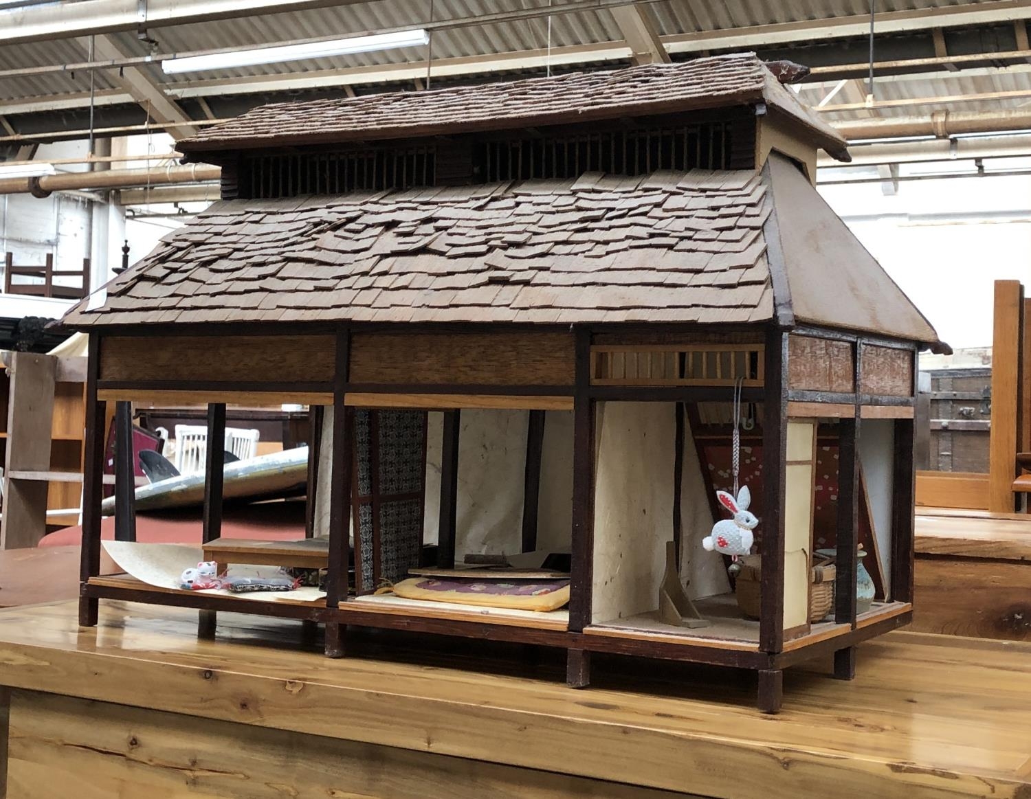 A Japanese model dolls house, 65cmW - Image 2 of 2