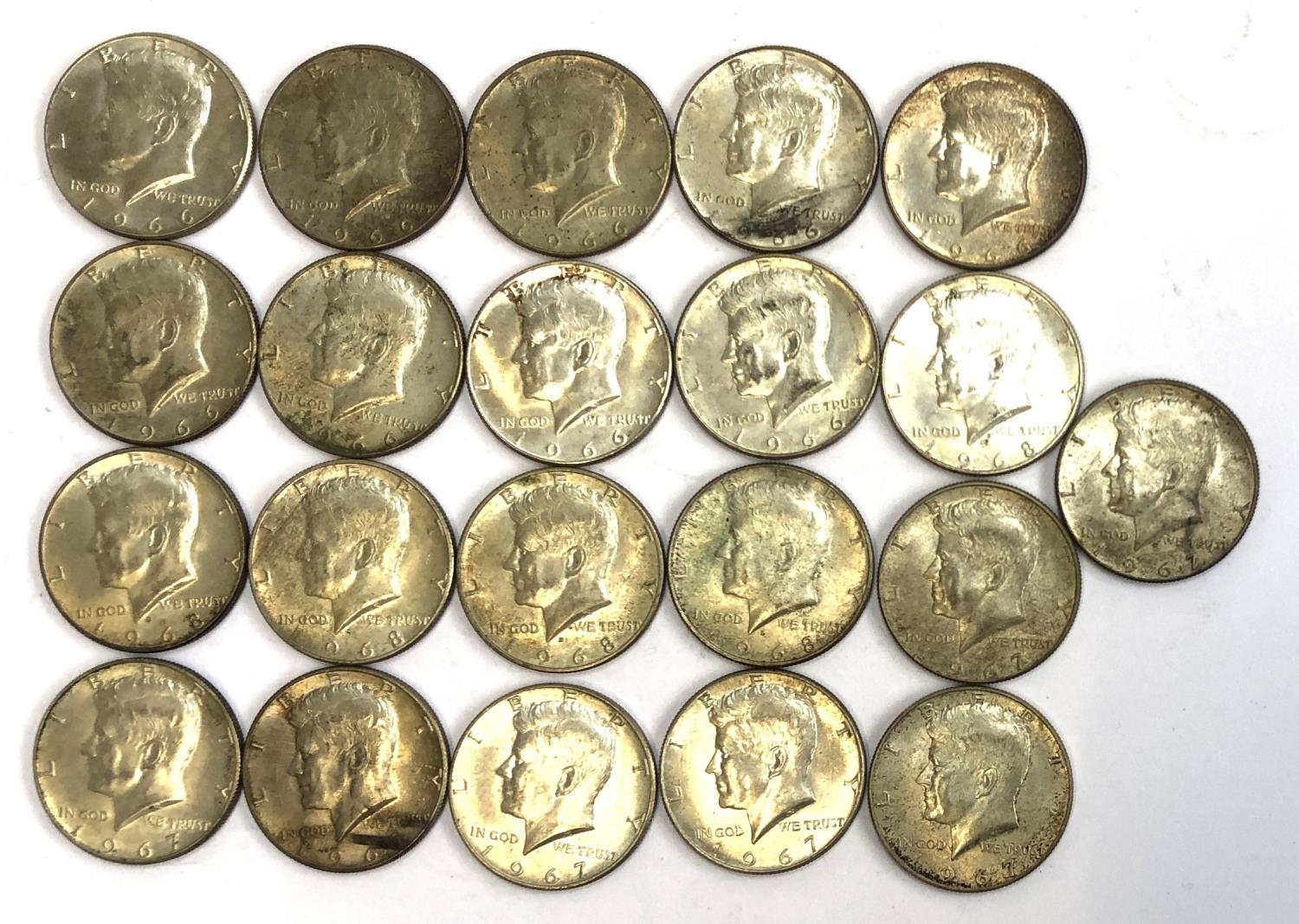 21 Kennedy 1966-68 US half dollars