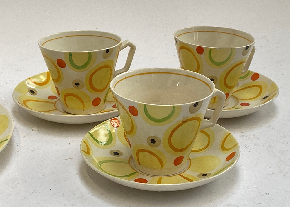 An Art Deco Tamsware hand painted part tea service, comprising teacups (3), saucers (6), sugar bowl, - Image 2 of 2