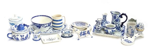 A mixed lot of blue and white ceramics to include Villeroy & Boch, Masons, Minton, Delft cow