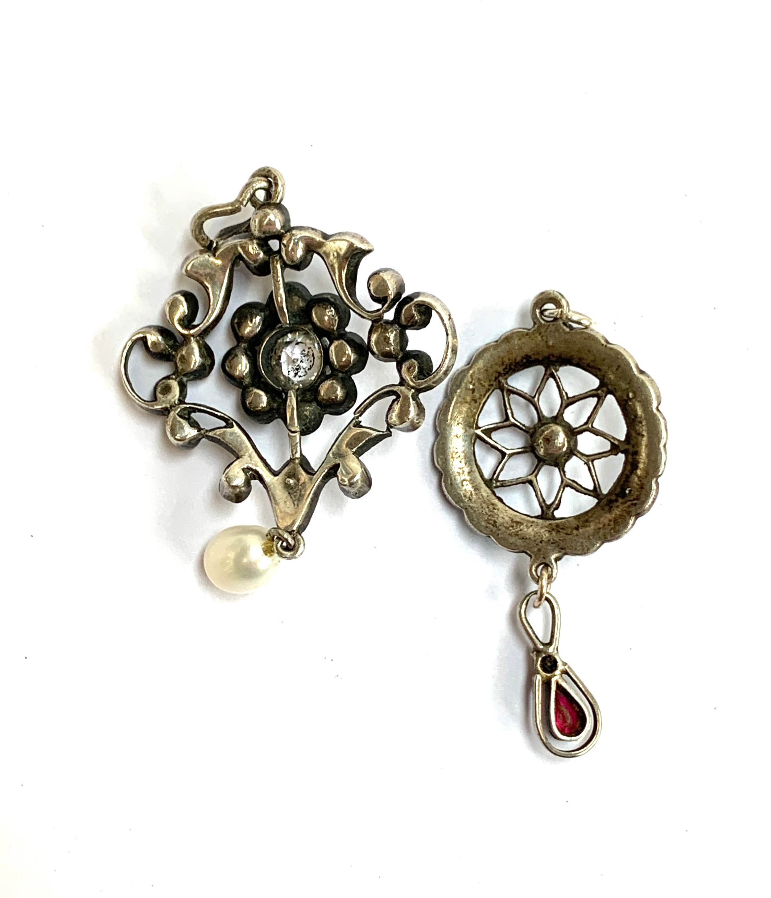 An Edwardian silver and paste lavalier pendant (af), 3cmW; together with a further early 20th - Image 3 of 3