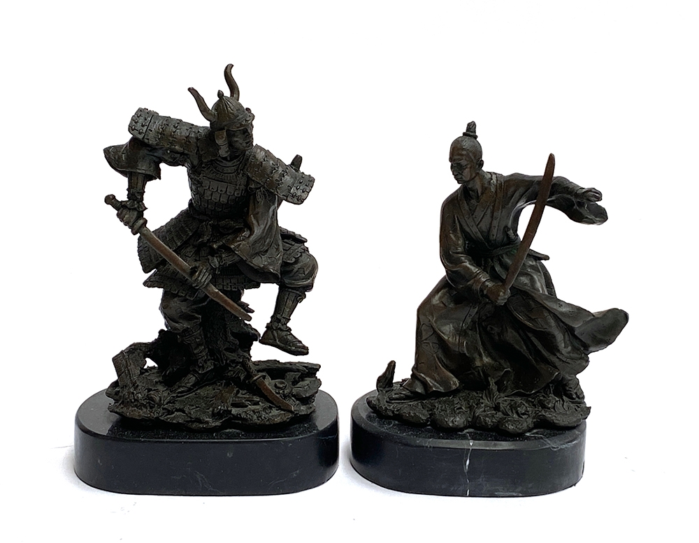 A cast metal figure of a samurai and a knight, each on marble plinth base, 18cmH and 21cmH