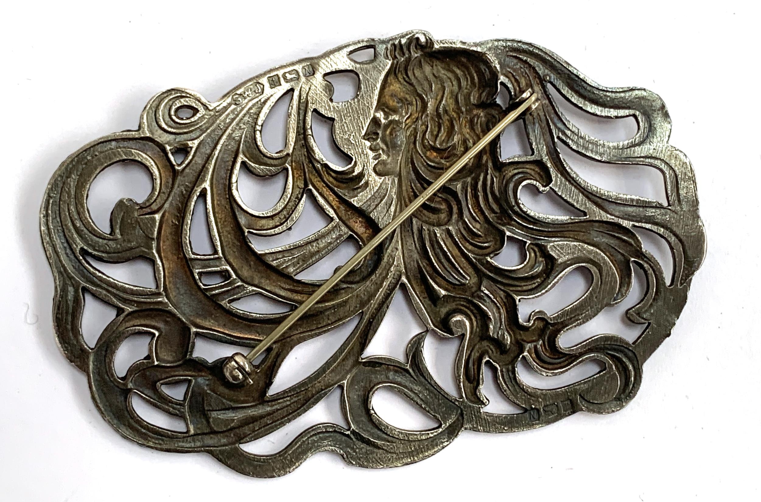 An Art Nouveau style silver brooch, hallmarked SWJ, Birmingham 1987, 8cmW, 38.5g - Image 2 of 2