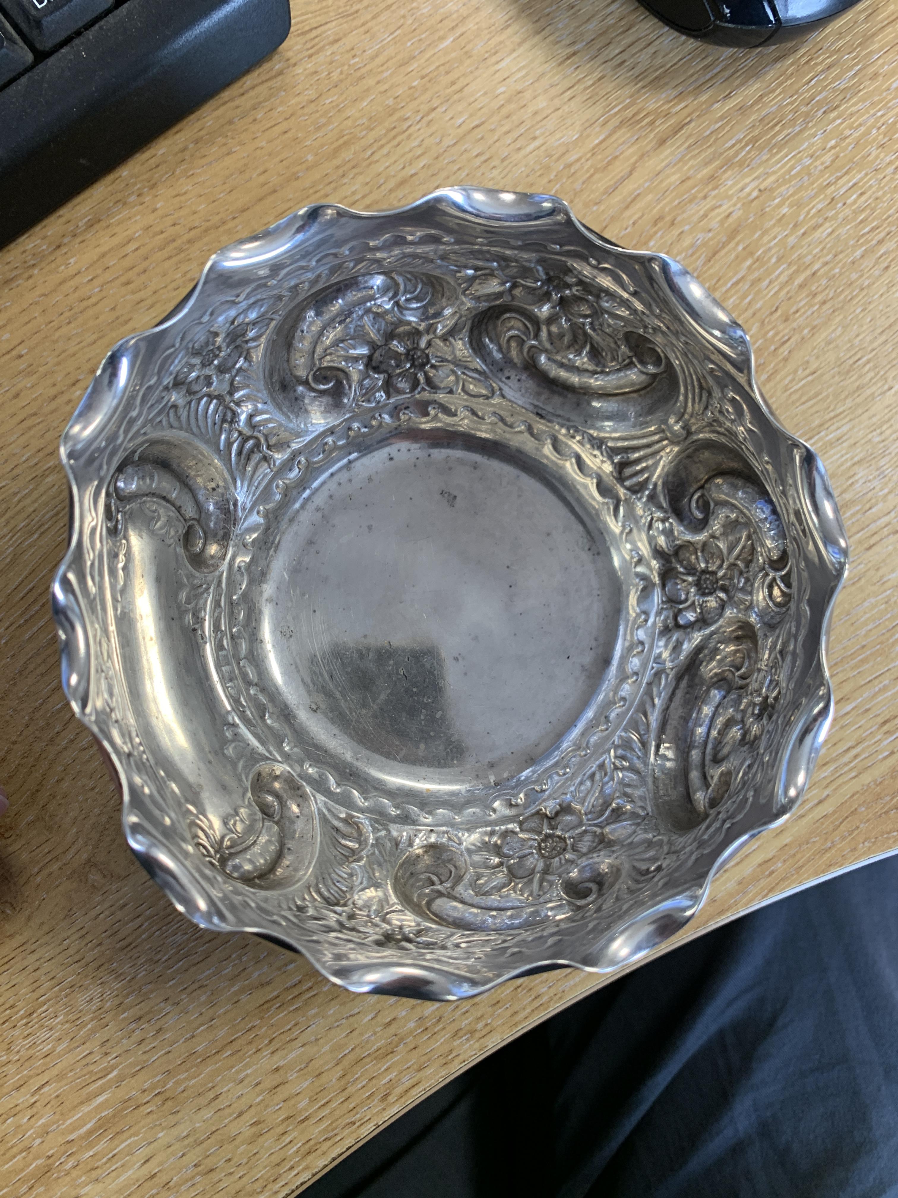 A late Victorian silver bowl by Norton & White, Birmingham 1899, heavily chased with scrolls and - Image 2 of 4