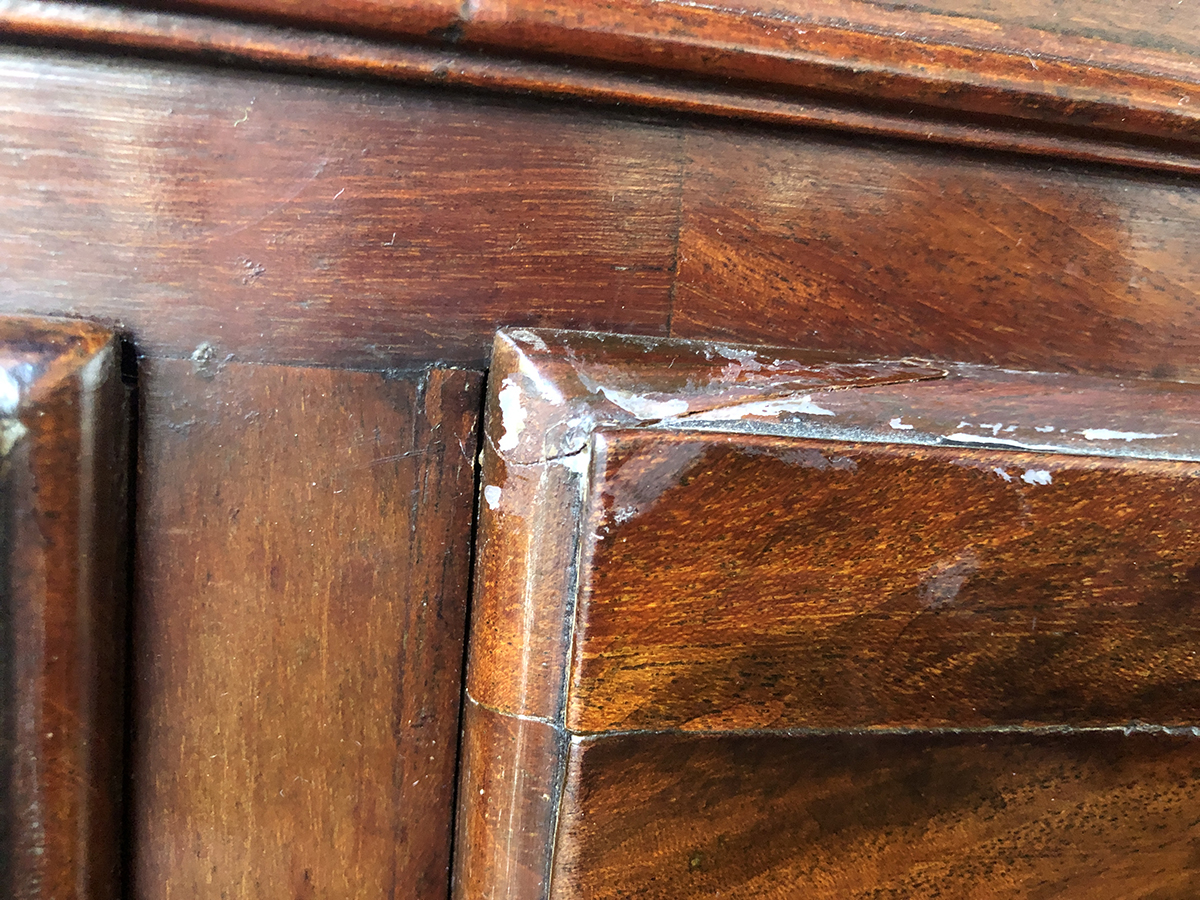 A George III chest on chest, dentil cornice over two short and three long drawers flanked by - Image 5 of 10