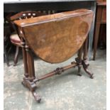 A Victorian walnut Sutherland table, 76x17x71cmH