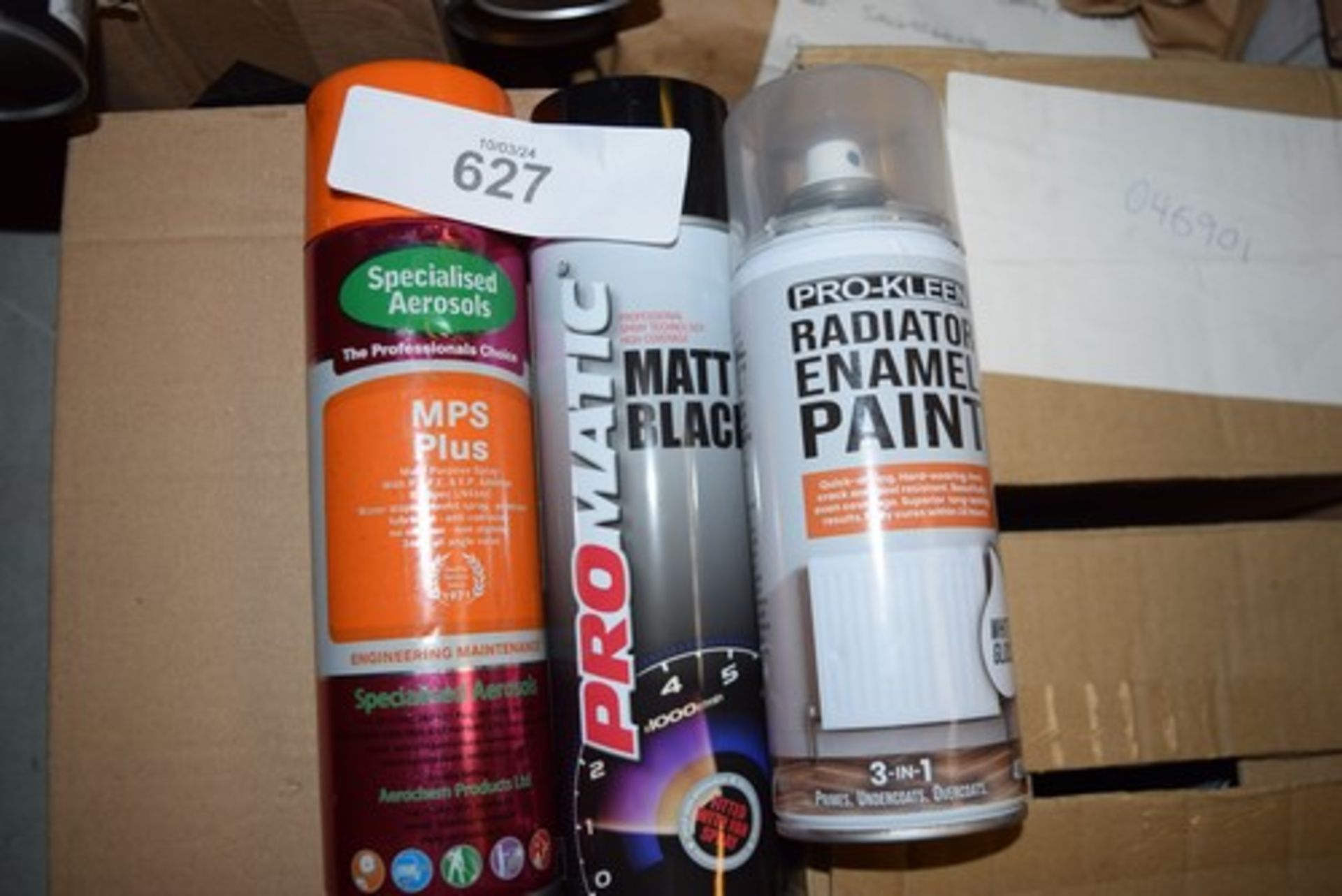A selection of aerosols and sprays, including 24 x cans of corrosion protection, 48 x cans of Mr - Image 3 of 6