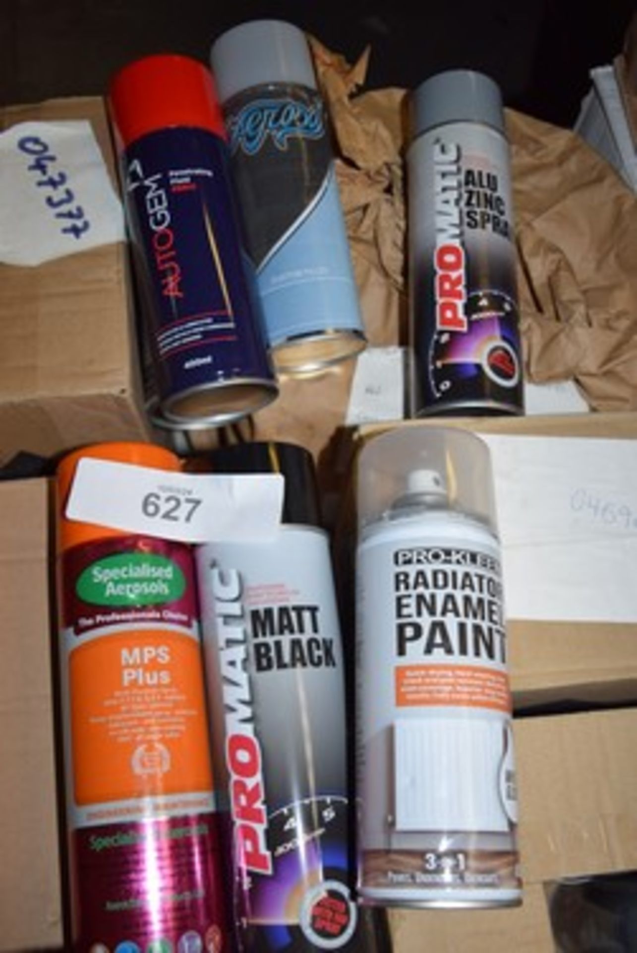 A selection of aerosols and sprays, including 24 x cans of corrosion protection, 48 x cans of Mr - Image 6 of 6