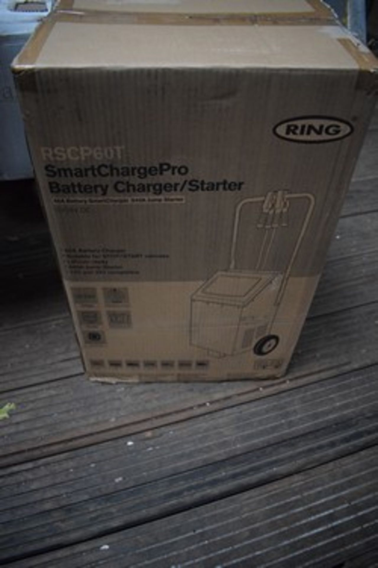 1 x Ring Smart charge pro battery charger/starter, Model RSCP60T, 12/24V DC - New in box (GS0)