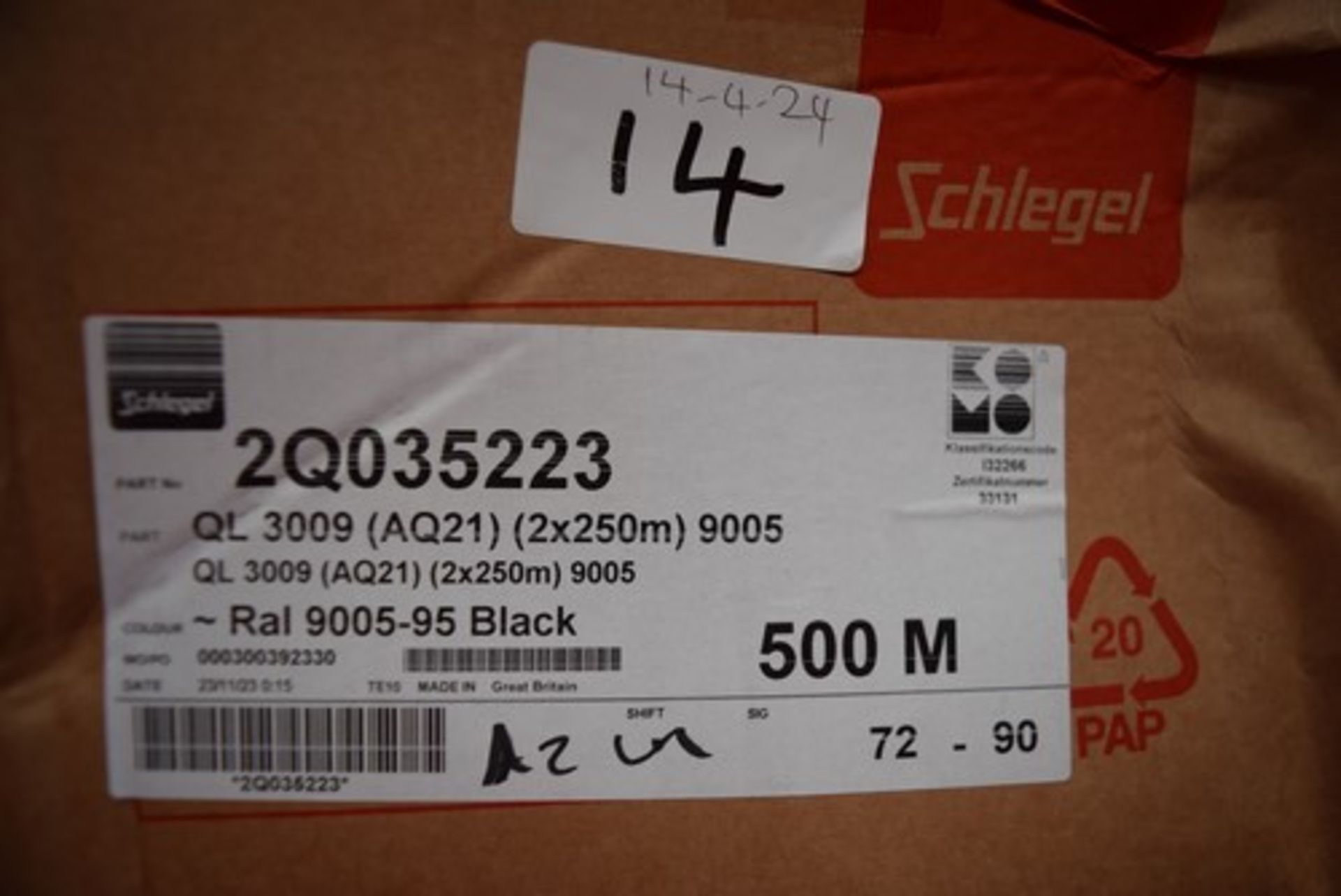 2 x 250m reels of Schlegel black door and window seal, item No: 2Q035223 - new in tatty box (TS) - Image 4 of 5