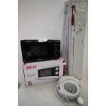 5 x electrical items, including Daewoo and Akai microwaves 38" tower fans, etc. - mixed (ES2)