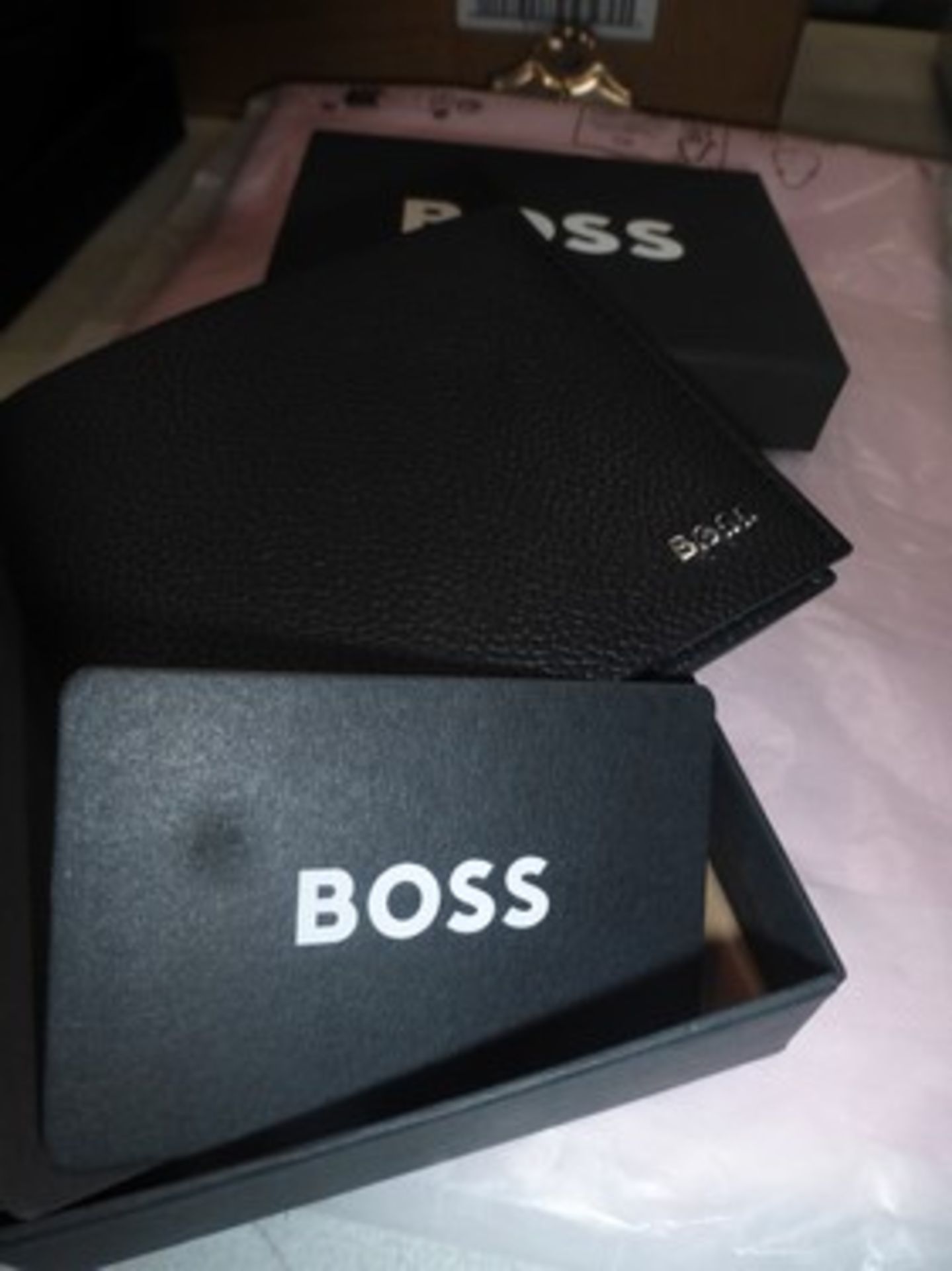 1 x Hugo Boss 'highway 8CC' leather wallet - new in box (C13B)