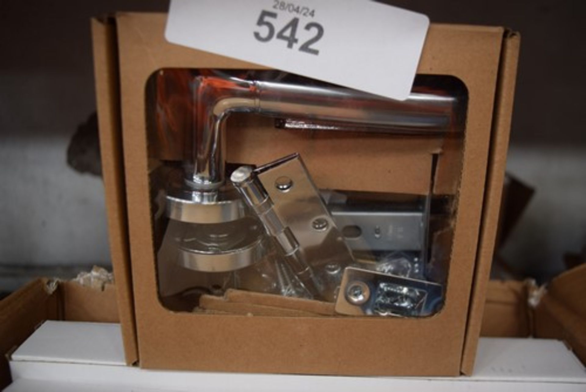 A selection of window and door hardware, including 20 x Union oval profile sash locks, Newington - Image 5 of 6