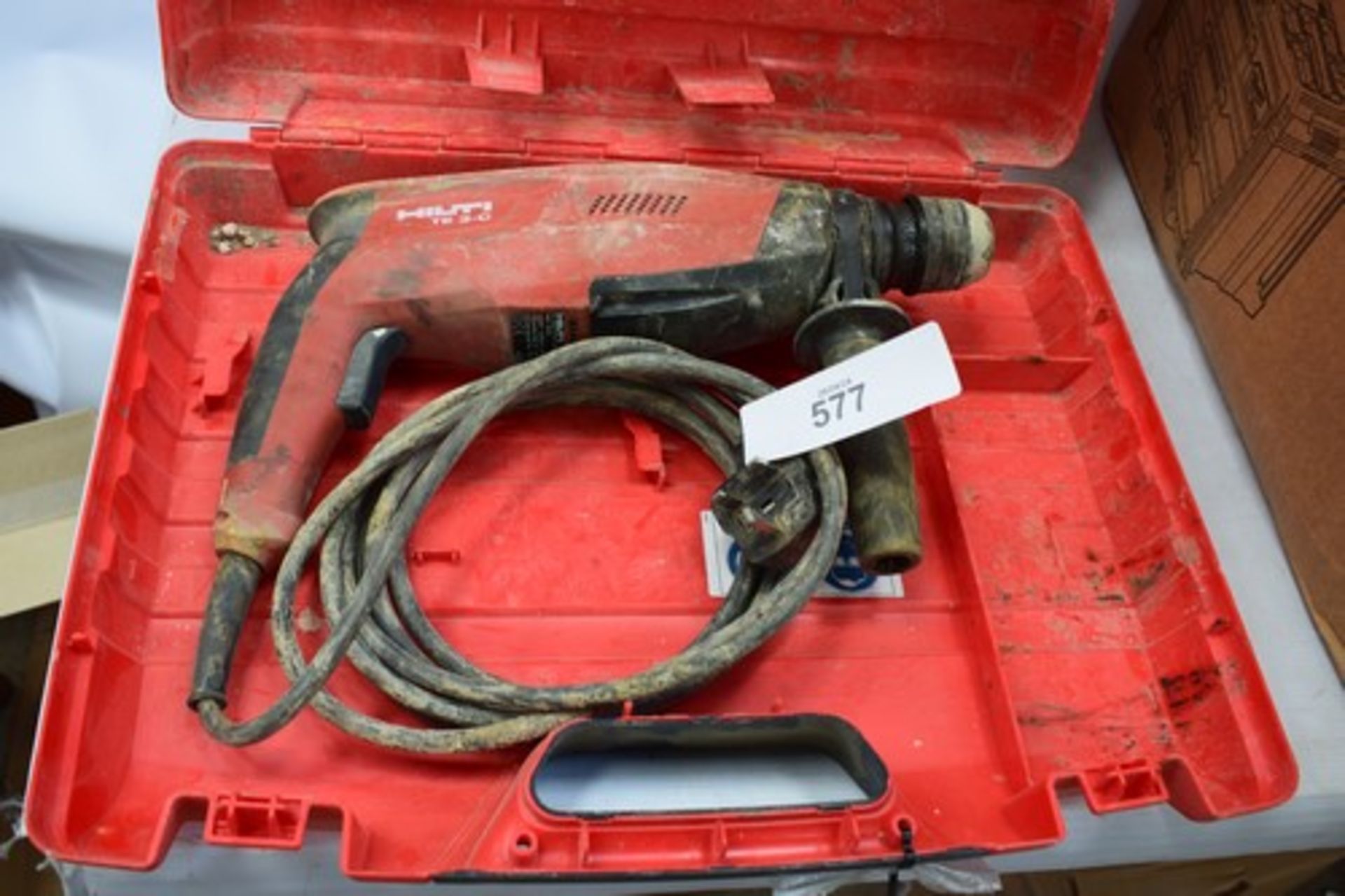 1 x Hilti TE 17 electric drill 110v-450w with original carry case - second-hand (SW) - Image 2 of 2