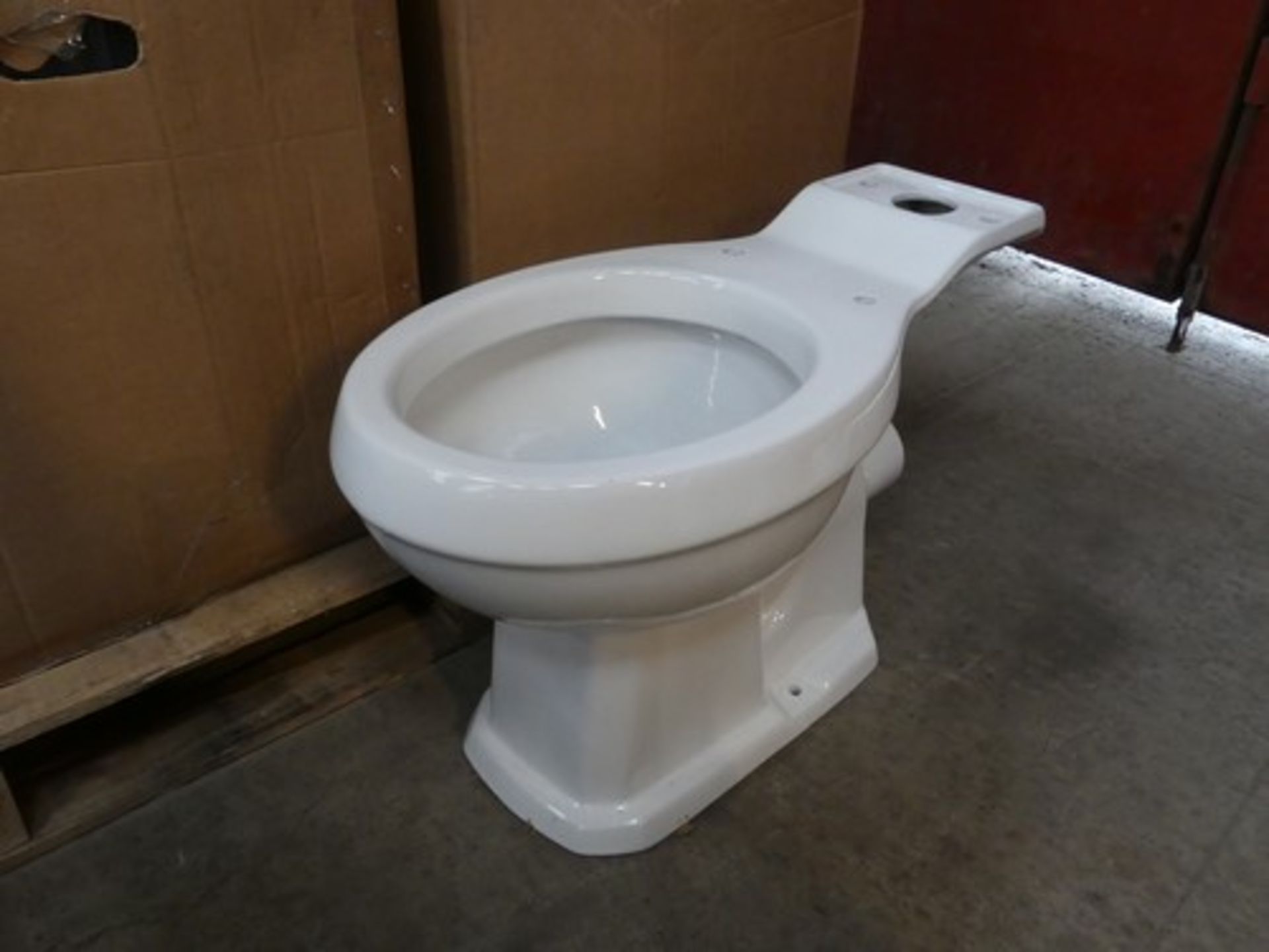 3 x unbranded floor standing toilets - new (TS) - Image 2 of 4