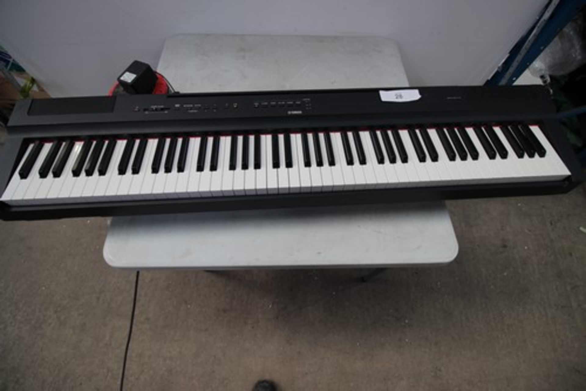 1 x Yamaha P-225B digital piano, powers on ok, not fully tested, cracked case lower right - second-