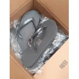50 x pairs of Rubber flip flops in slate grey, size XL - new (E8C)