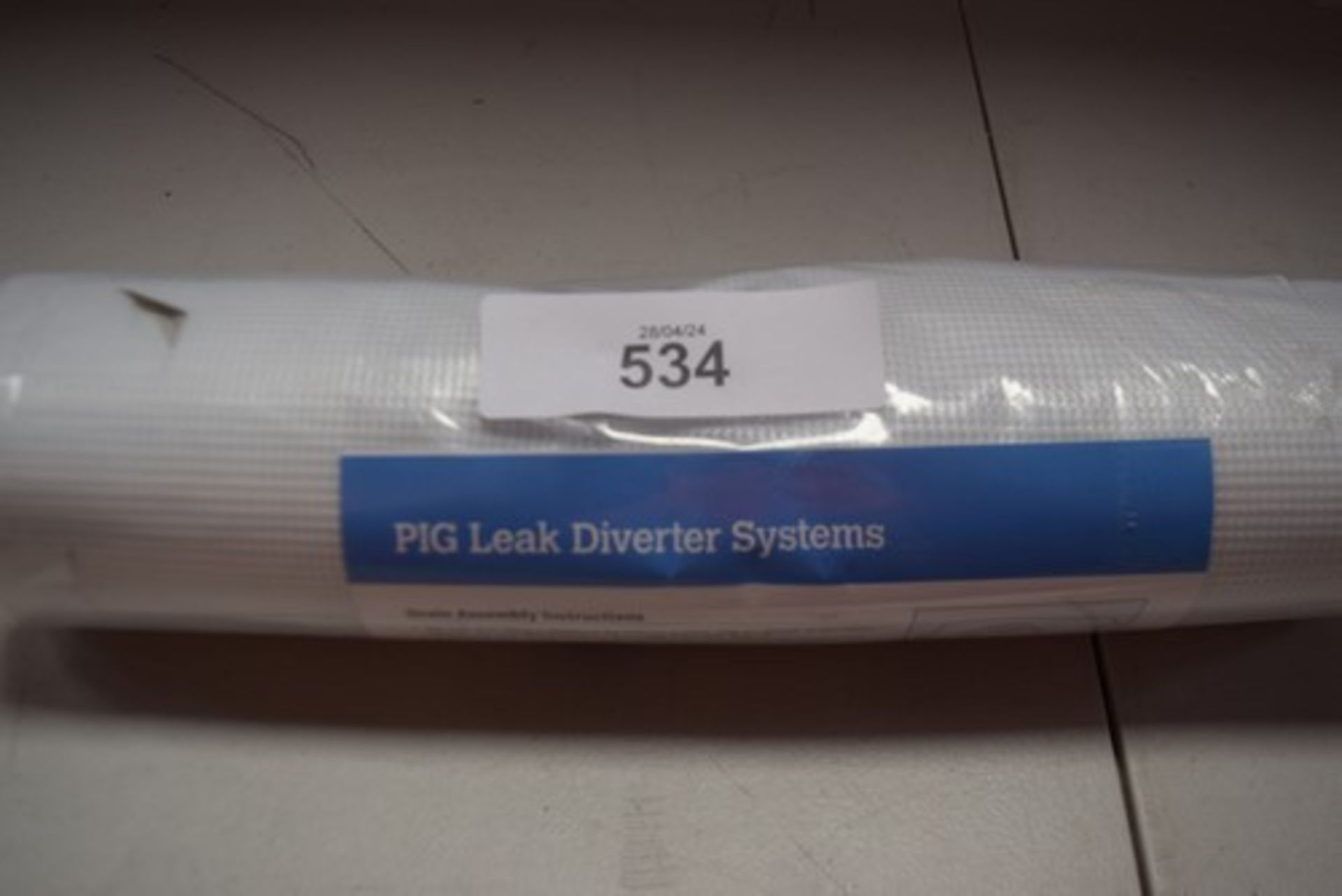 1 x New pig trough style roof leak diverter, 3m x 40cm, item No: TLS560-TR - new in pack (GS29A)