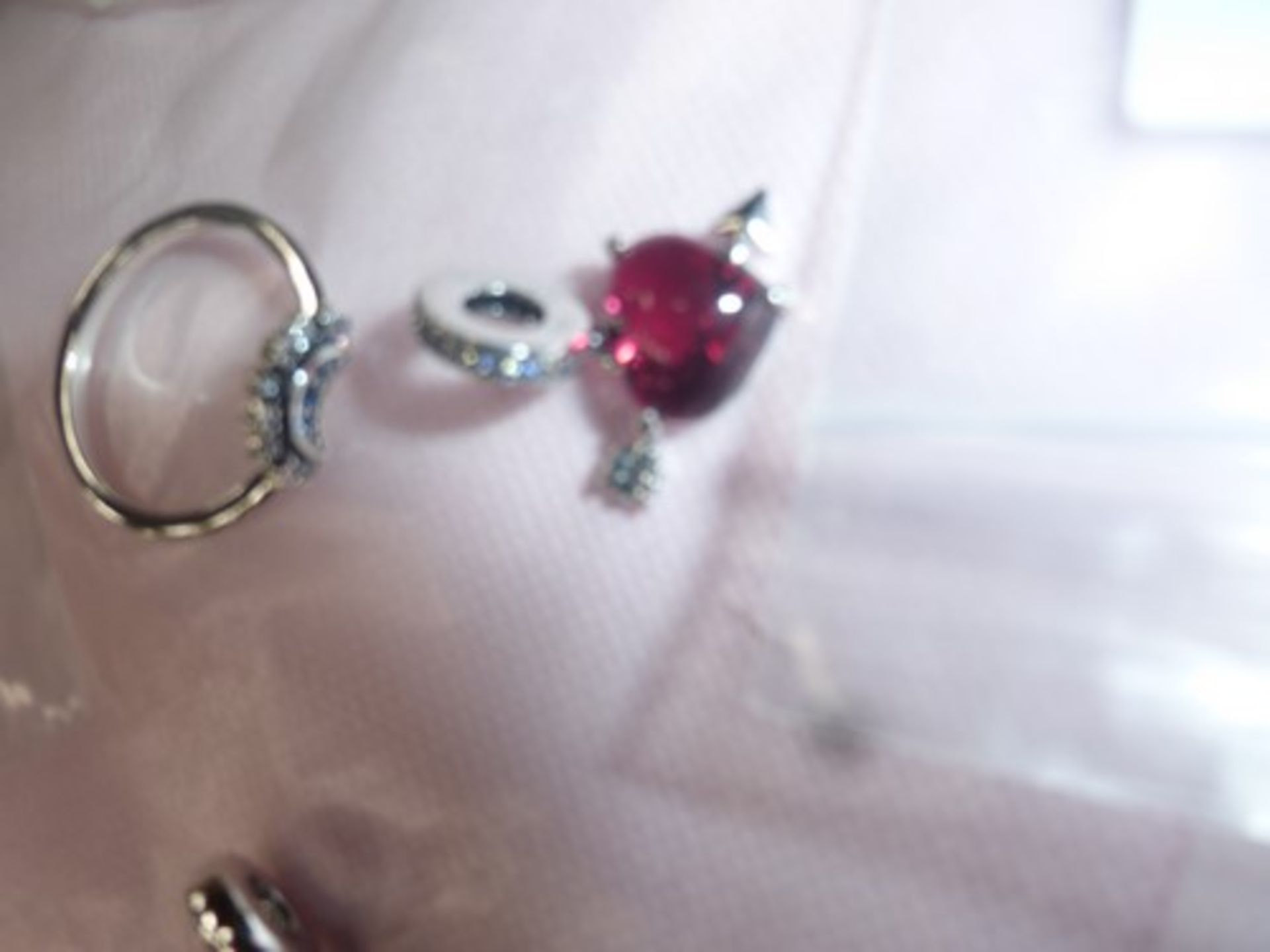 6 x items of Pandora jewellery, comprising of 1 x Heart and Arrow Murano glass charm, February - Image 2 of 3