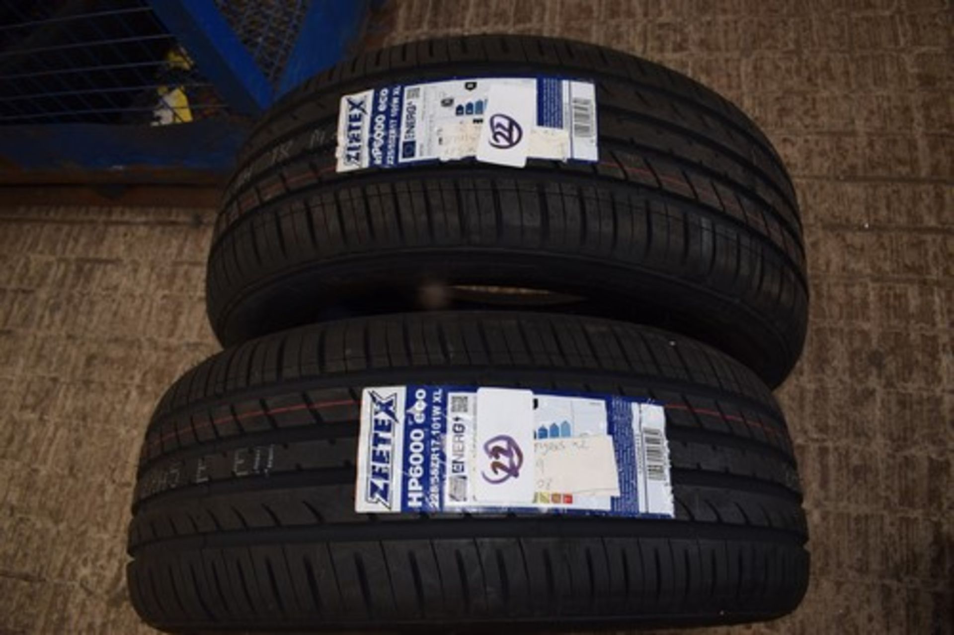 1 x pair of Zeetex HP6000 Eco tyres, size 225/55ZR17 101W XL - new with labels (cage 3)(22)